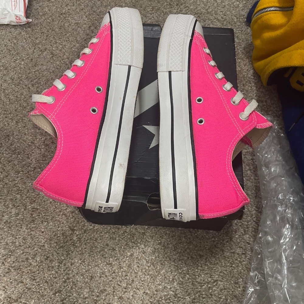 SuperCute Pink Platform Converse Sneakers